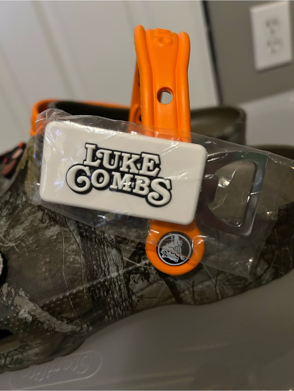 RARE! New! Crocs Luke Combs Classic Camo Clog - Men’s 9 / Women’s 11 - Picture 6 of 7